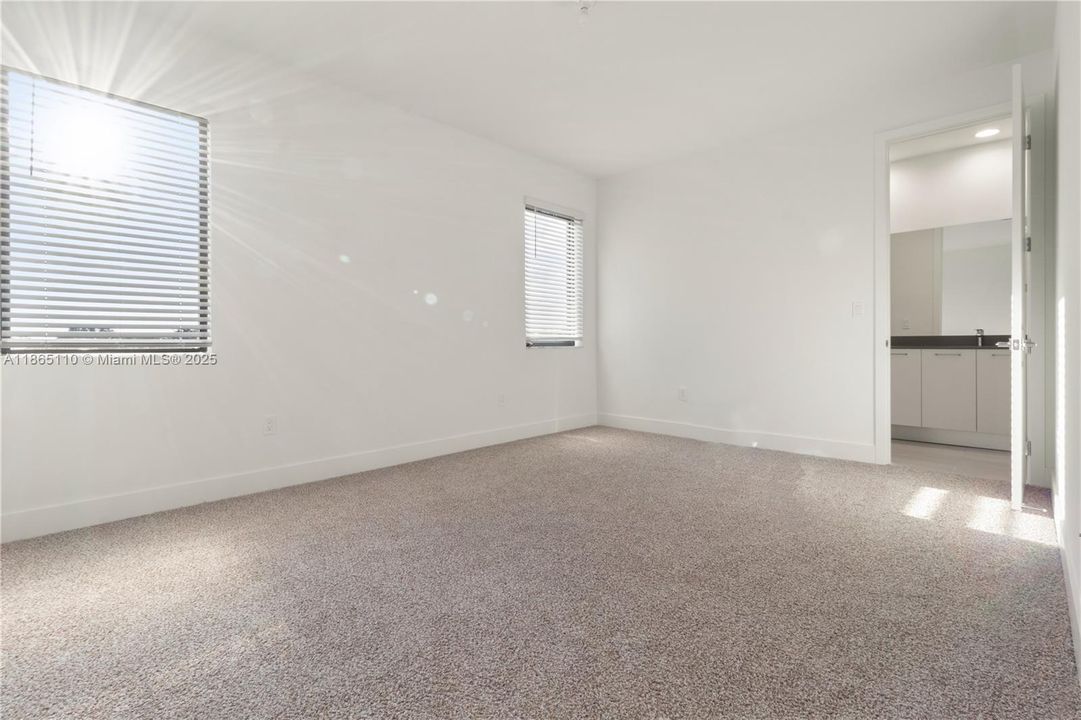 En Renta: $13,000 (4 camas, 3 baños, 4141 Pies cuadrados)