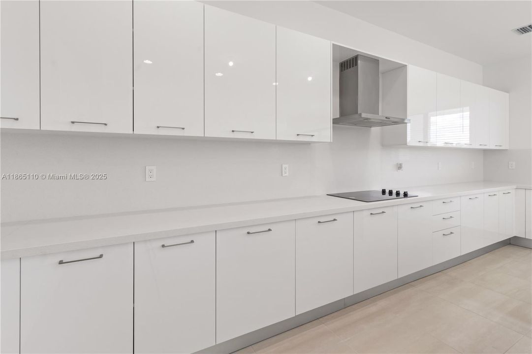 En Renta: $13,000 (4 camas, 3 baños, 4141 Pies cuadrados)