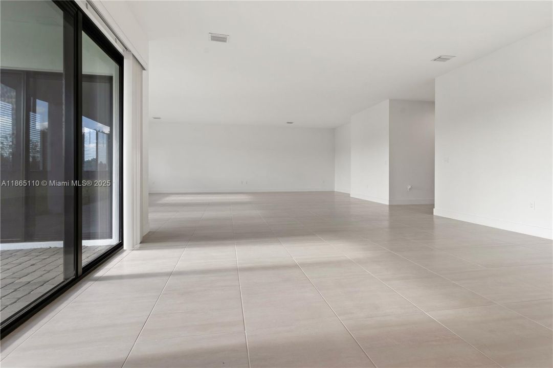 En Renta: $13,000 (4 camas, 3 baños, 4141 Pies cuadrados)