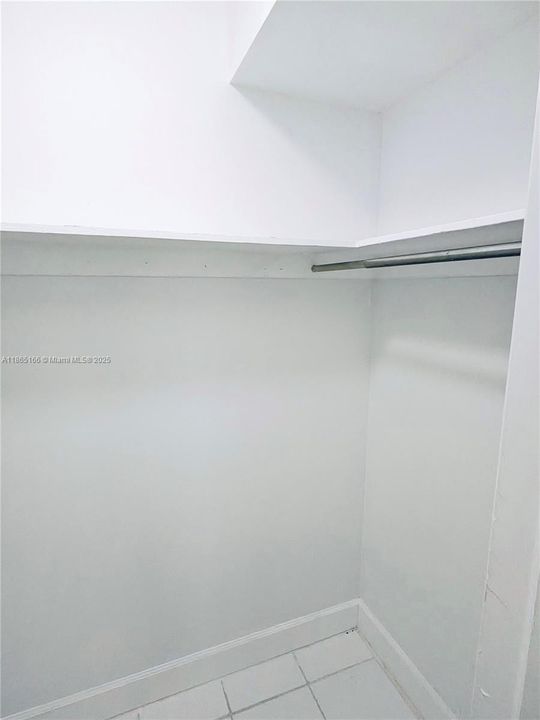 Под контрактом: $1,550 (1 спален, 1 ванн, 756 Квадратных фут)