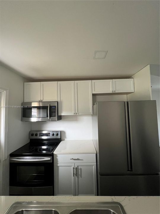 Recientemente alquilado: $2,500 (2 camas, 2 baños, 720 Pies cuadrados)