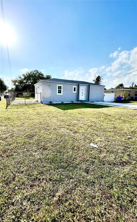 Recientemente alquilado: $2,500 (2 camas, 2 baños, 720 Pies cuadrados)