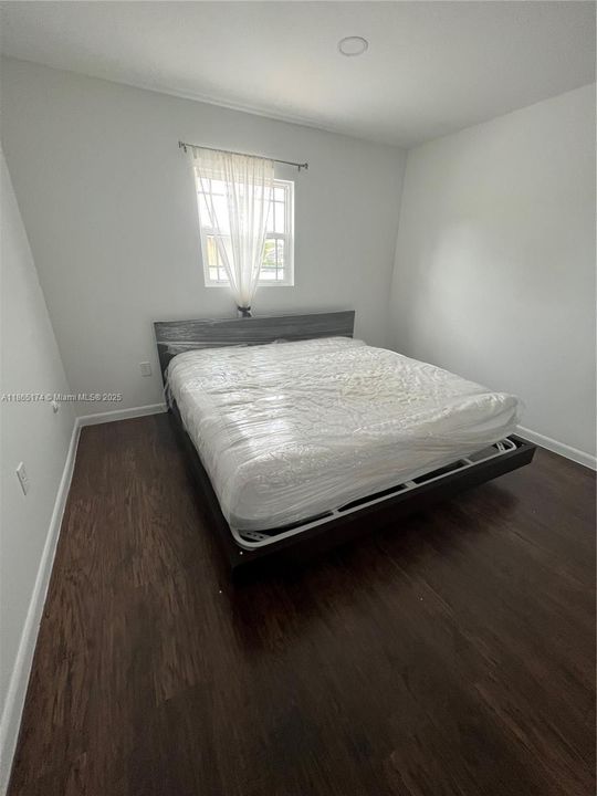 Recientemente alquilado: $2,500 (2 camas, 2 baños, 720 Pies cuadrados)