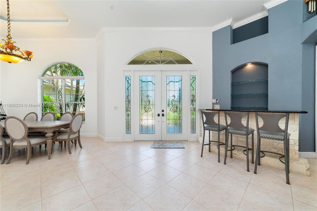 For Sale: $980,000 (3 beds, 3 baths, 3105 Square Feet)