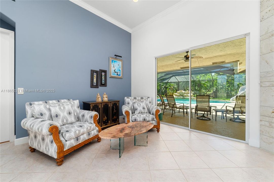 For Sale: $980,000 (3 beds, 3 baths, 3105 Square Feet)