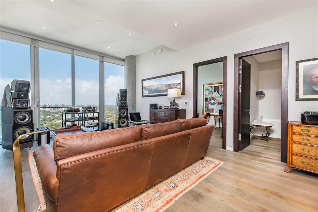 En Venta: $11,849,000 (5 camas, 5 baños, 4986 Pies cuadrados)