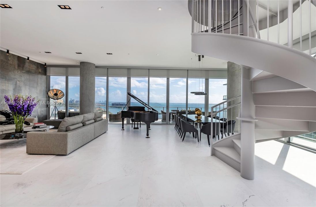 En Venta: $11,849,000 (5 camas, 5 baños, 4986 Pies cuadrados)