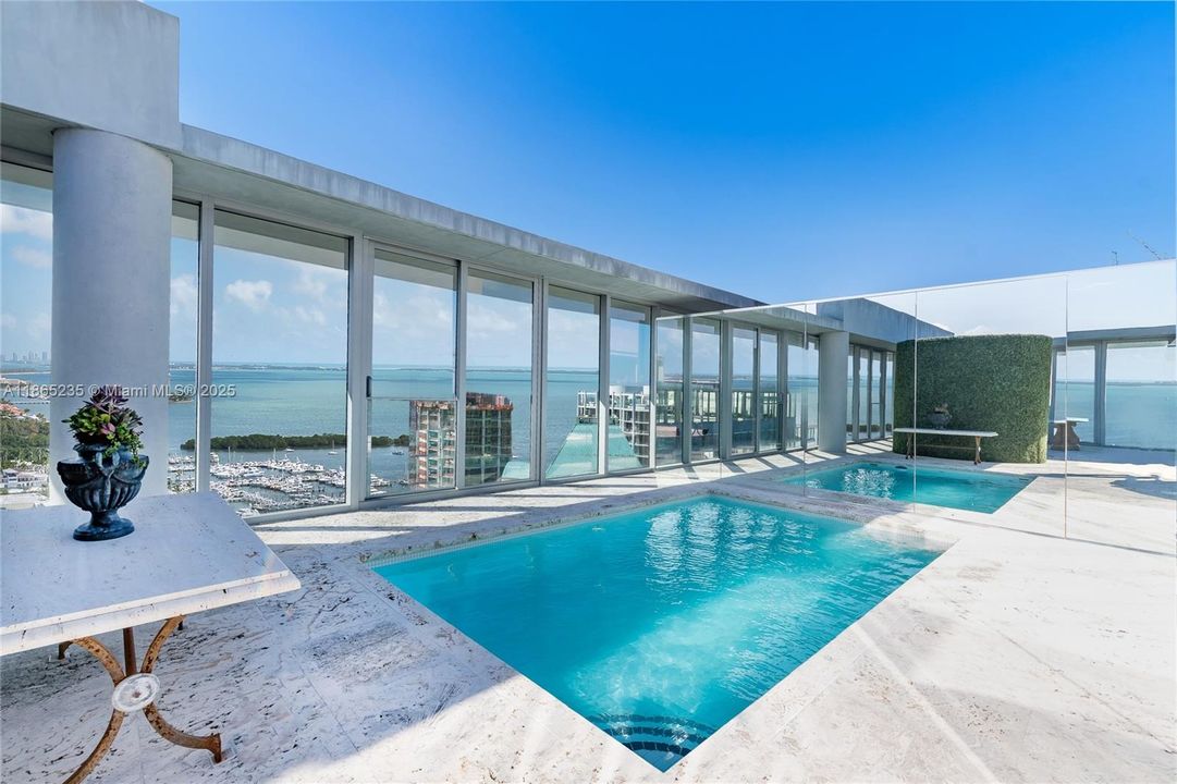 En Venta: $11,849,000 (5 camas, 5 baños, 4986 Pies cuadrados)