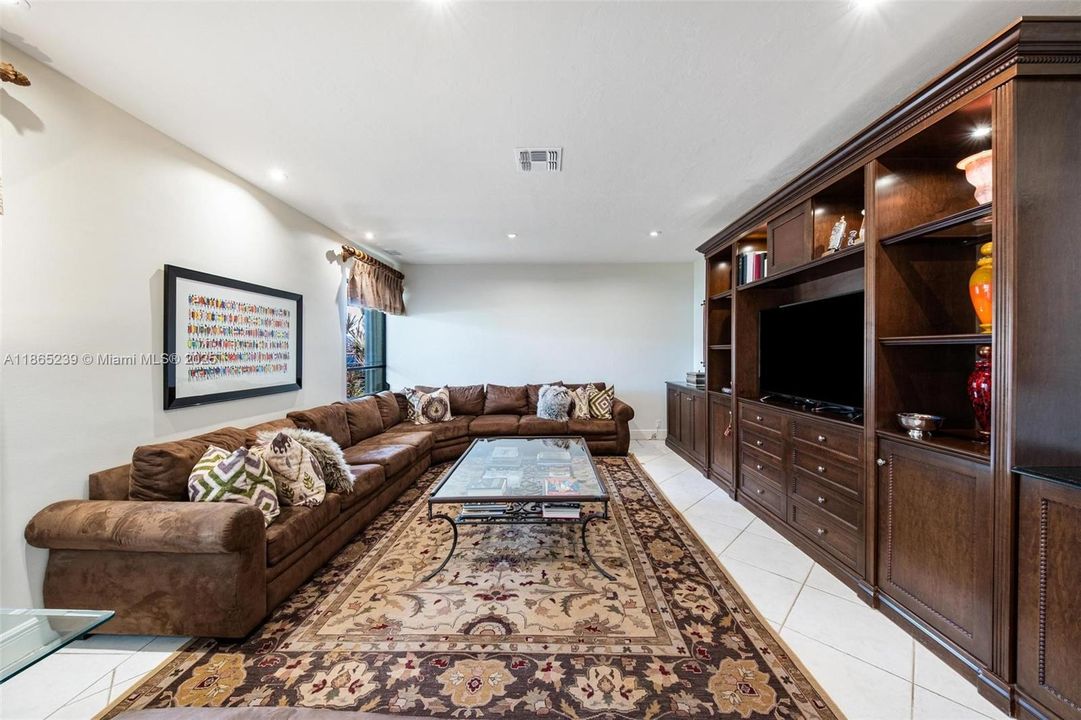 Active With Contract: $1,595,000 (5 beds, 3 baths, 3110 Square Feet)