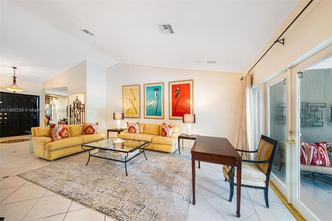 Active With Contract: $1,595,000 (5 beds, 3 baths, 3110 Square Feet)