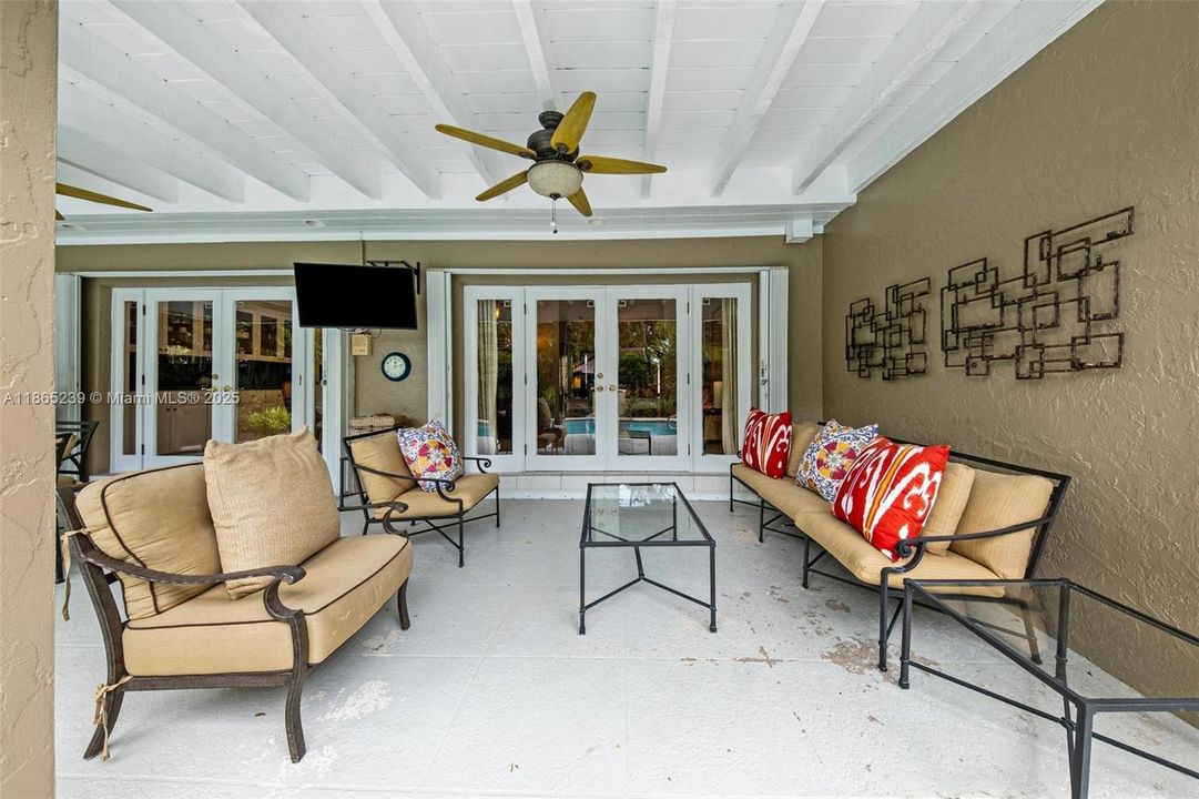 Active With Contract: $1,595,000 (5 beds, 3 baths, 3110 Square Feet)