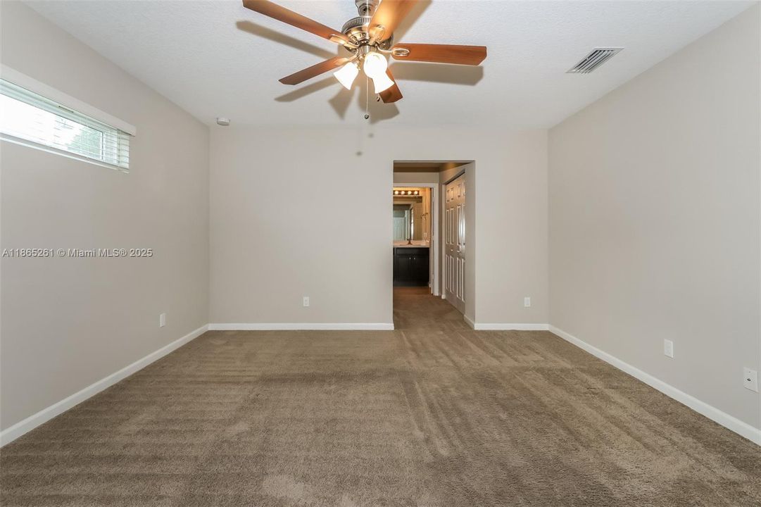 最近租的: $2,180 (3 贝兹, 2 浴室, 1833 平方英尺)