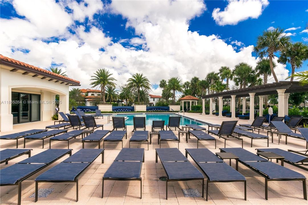 В аренду: $6,990 (3 спален, 2 ванн, 2421 Квадратных фут)