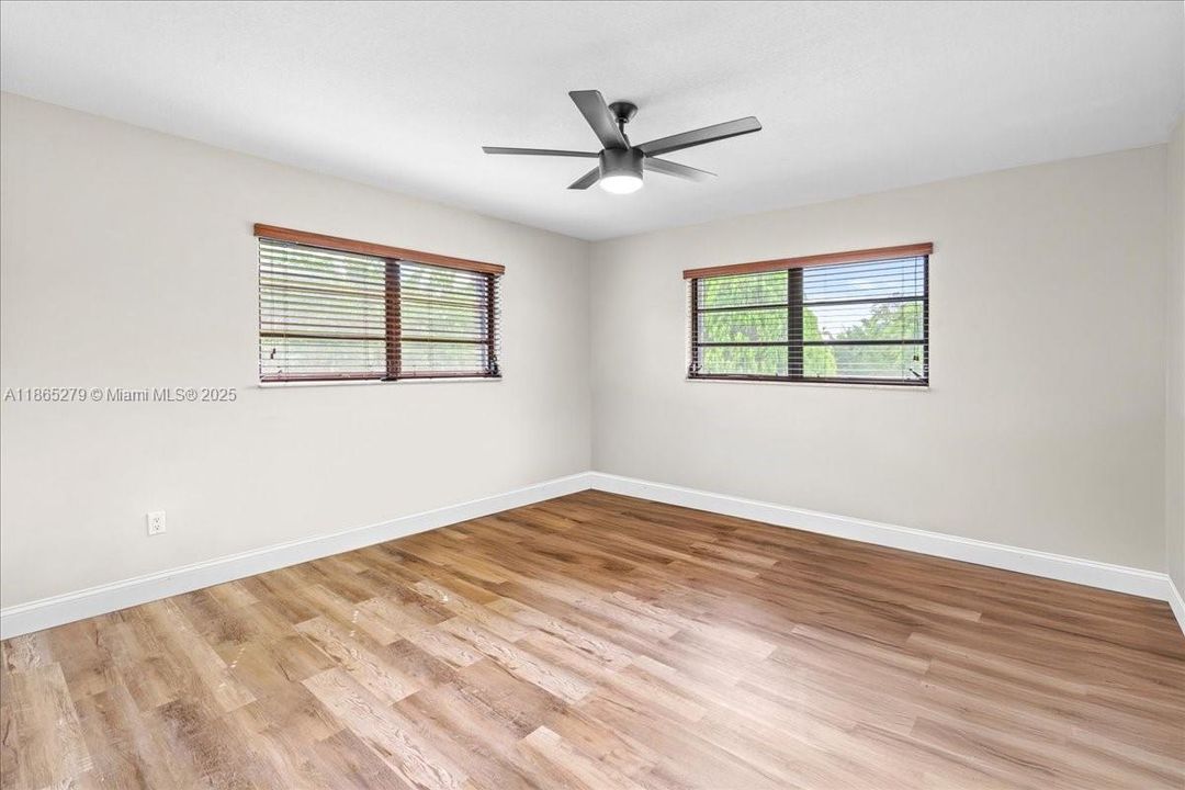 待售: $939,999 (3 贝兹, 2 浴室, 3111 平方英尺)