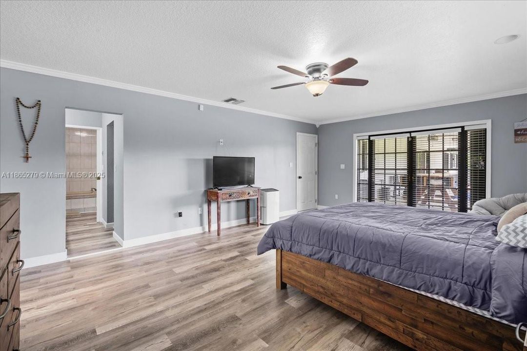 待售: $939,999 (3 贝兹, 2 浴室, 3111 平方英尺)