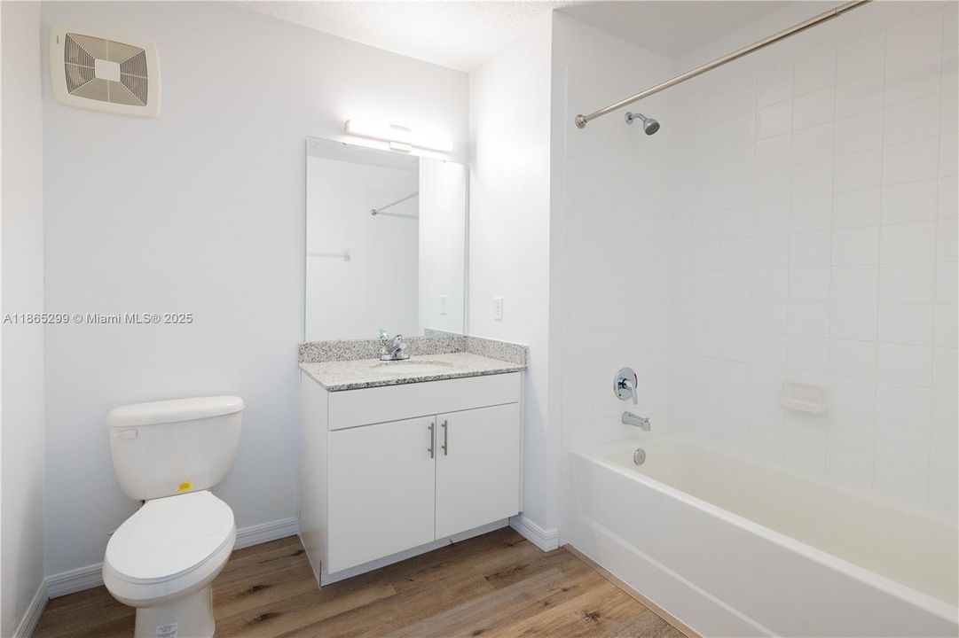 Recently Rented: $1,534 (3 beds, 2 baths, 1125 Square Feet)