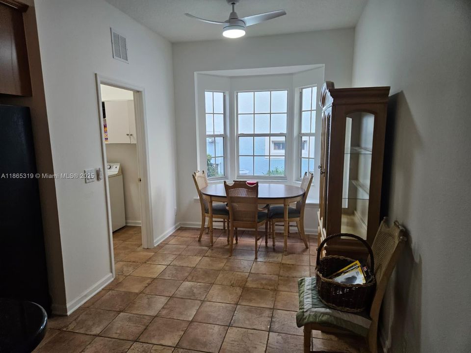 Kitchen Nook with Bay windo