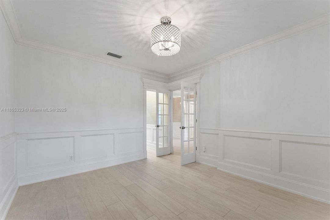 На продажу: $4,999,000 (5 спален, 4 ванн, 3851 Квадратных фут)