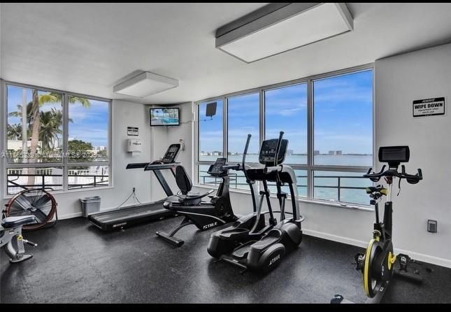 Недавно продано: $545,000 (2 спален, 2 ванн, 1226 Квадратных фут)