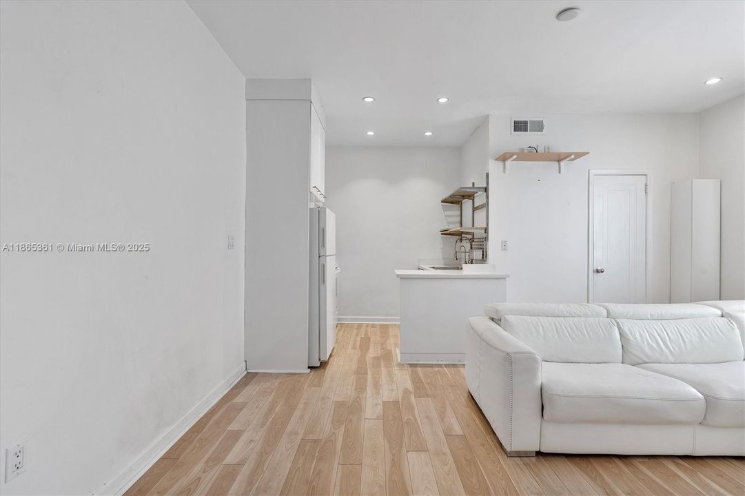 En Venta: $208,000 (1 camas, 1 baños, 450 Pies cuadrados)