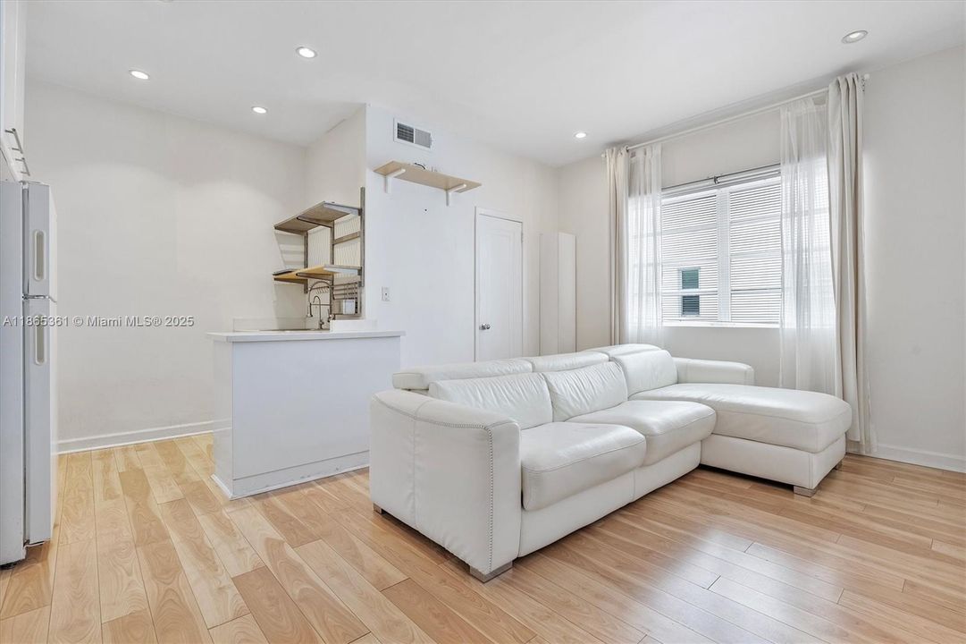 En Venta: $208,000 (1 camas, 1 baños, 450 Pies cuadrados)