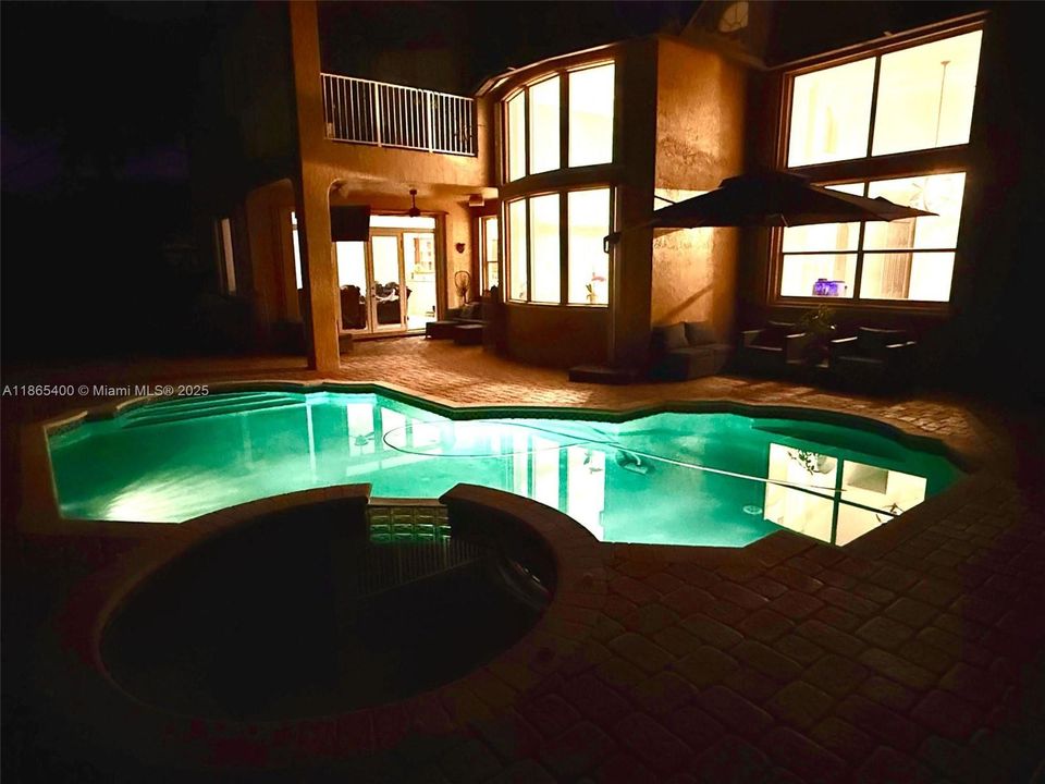 For Sale: $1,249,300 (6 beds, 5 baths, 3766 Square Feet)