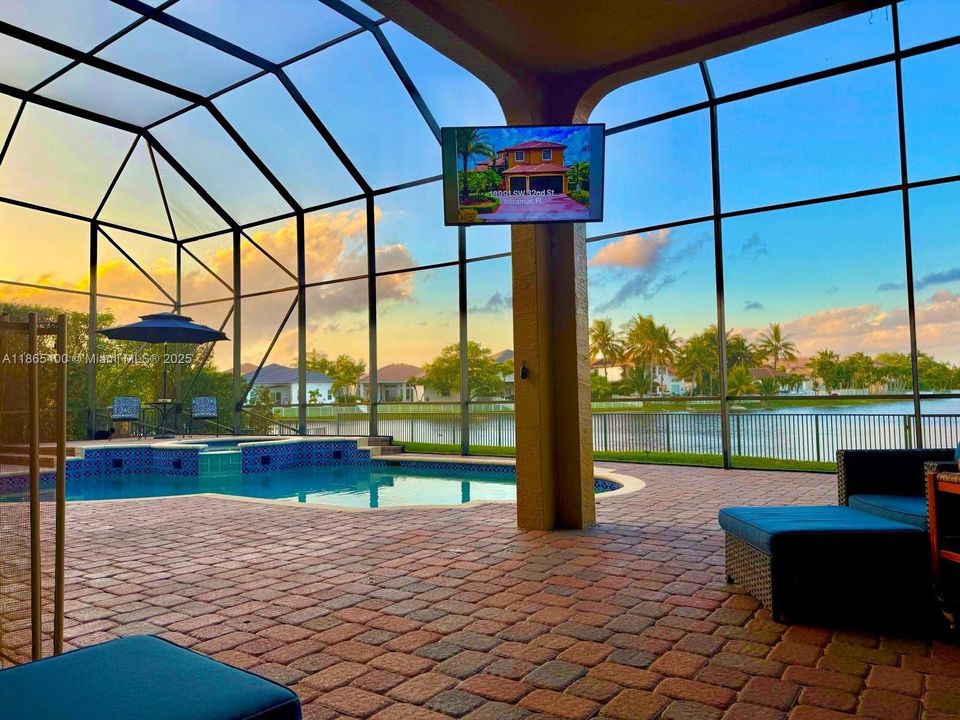 For Sale: $1,249,300 (6 beds, 5 baths, 3766 Square Feet)