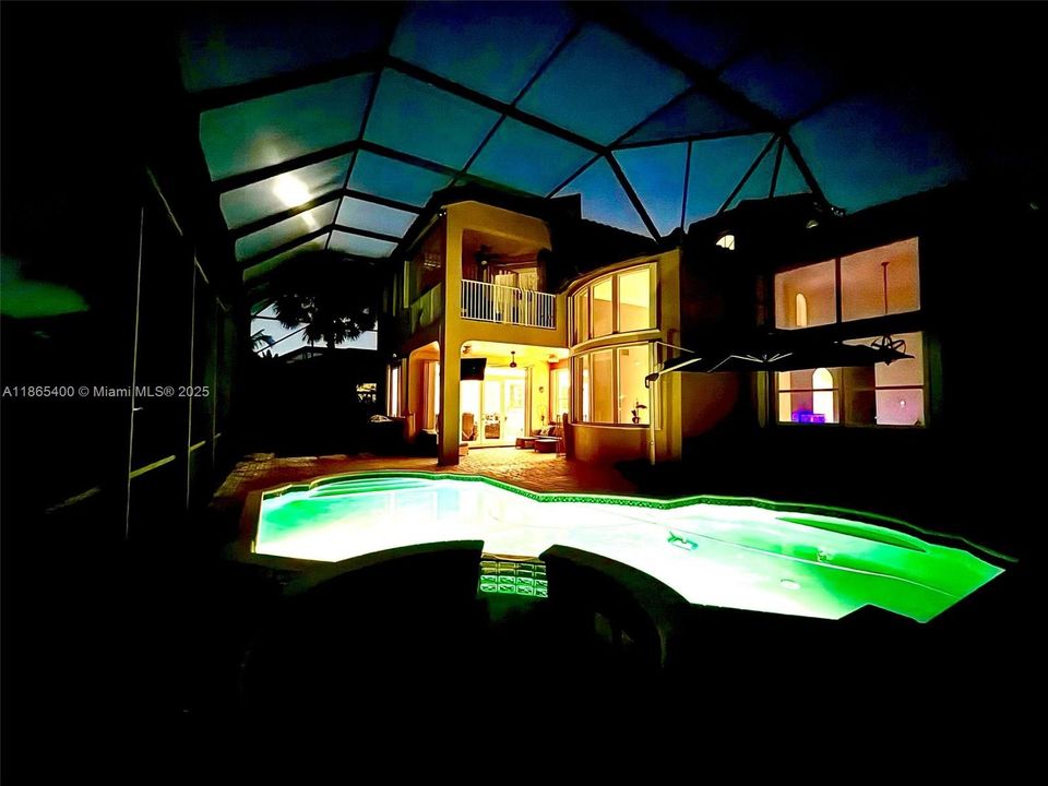 For Sale: $1,249,300 (6 beds, 5 baths, 3766 Square Feet)