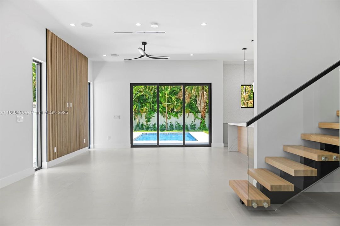 Active With Contract: $1,500,000 (3 beds, 3 baths, 2330 Square Feet)