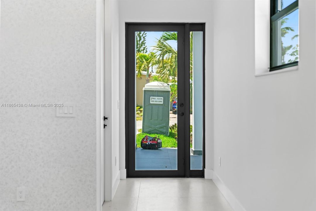 Active With Contract: $1,500,000 (3 beds, 3 baths, 2330 Square Feet)