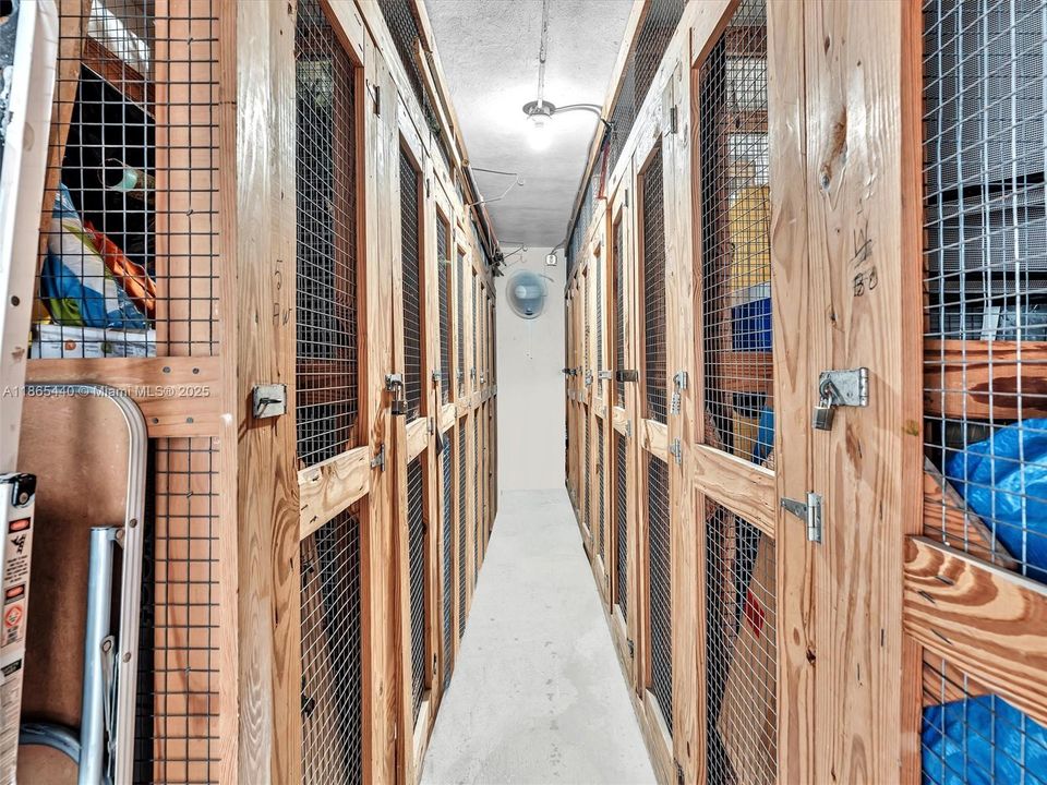 合同活跃: $473,355 (0 贝兹, 1 浴室, 460 平方英尺)