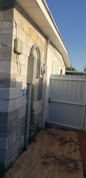 En Venta: $415,000 (3 camas, 1 baños, 0 Pies cuadrados)