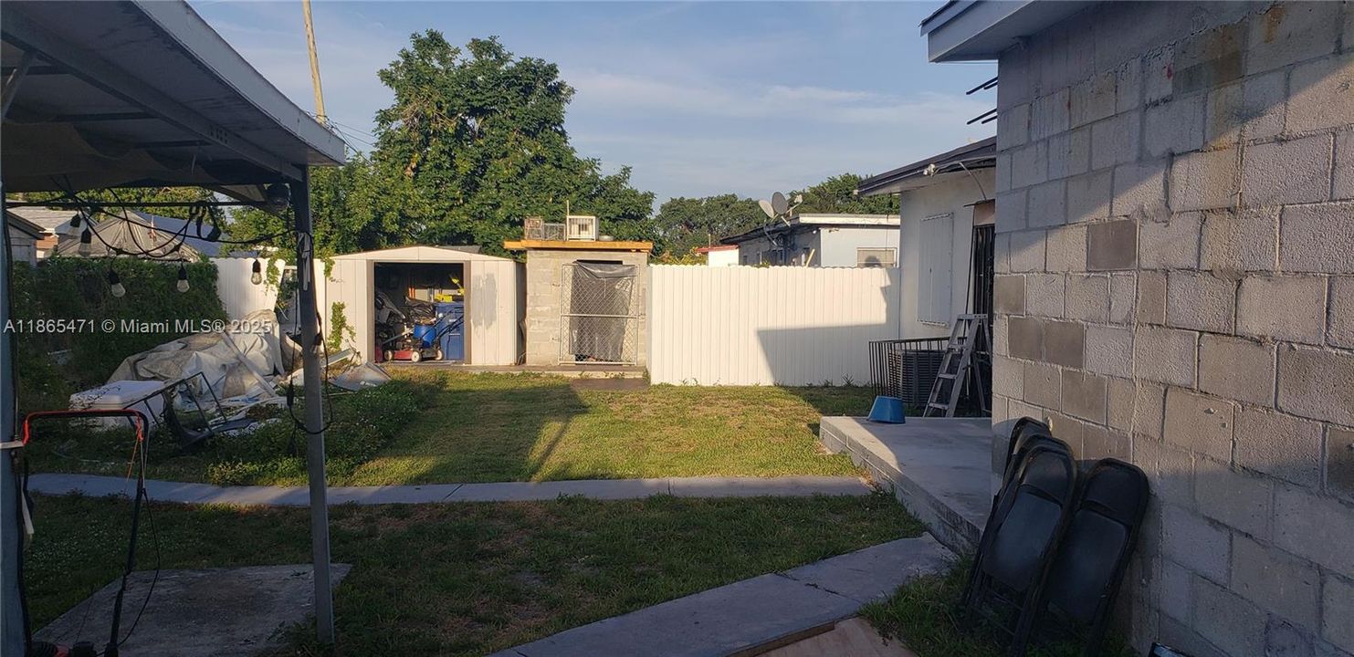 En Venta: $415,000 (3 camas, 1 baños, 0 Pies cuadrados)