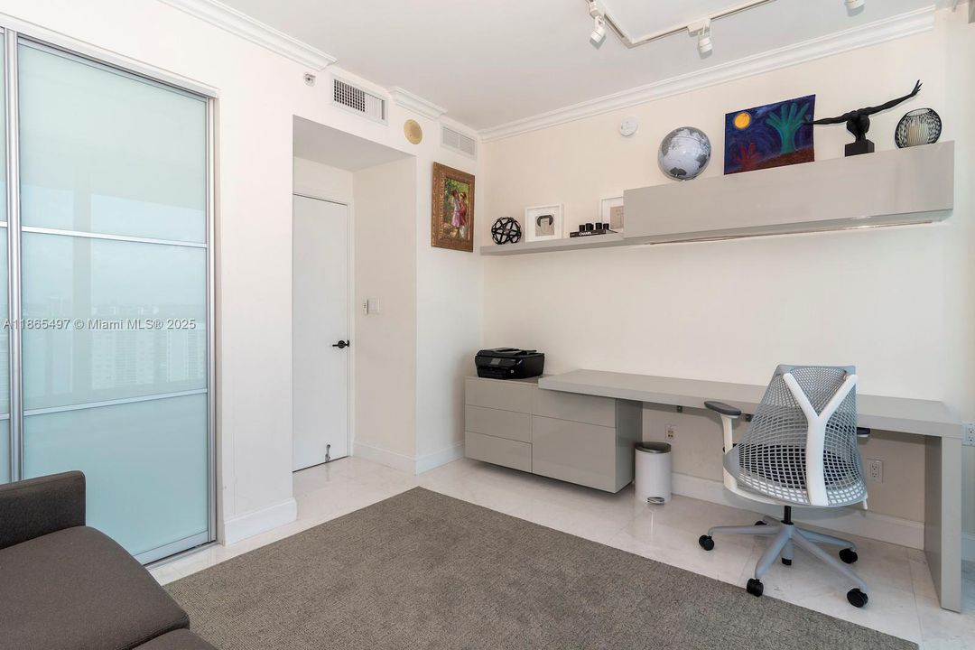 En Venta: $1,020,000 (2 camas, 2 baños, 1035 Pies cuadrados)