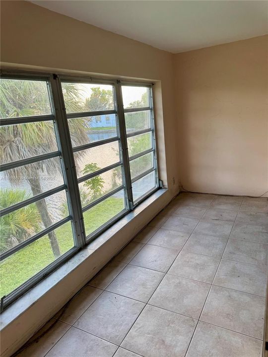 En Venta: $120,000 (1 camas, 1 baños, 711 Pies cuadrados)