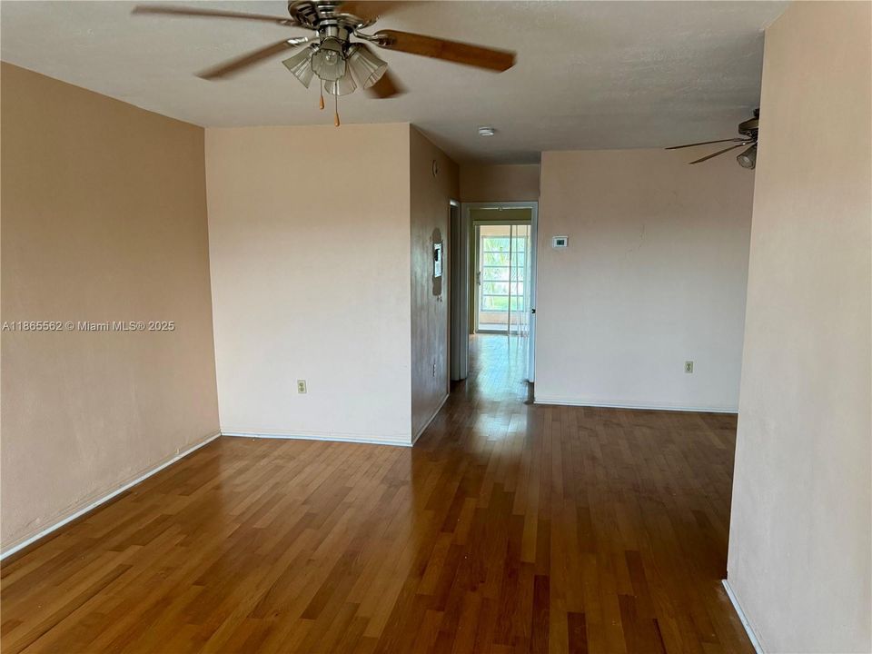 En Venta: $120,000 (1 camas, 1 baños, 711 Pies cuadrados)