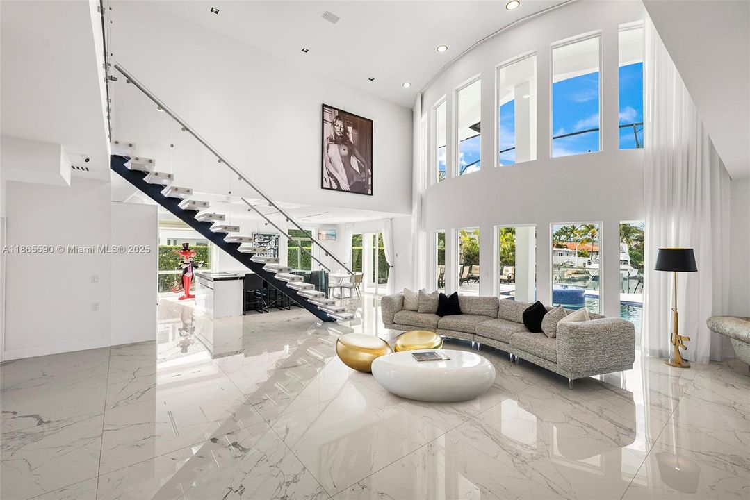 For Sale: $5,995,000 (5 beds, 4 baths, 4416 Square Feet)