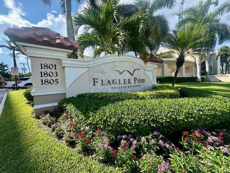 Недавно арендовано: $2,700 (2 спален, 2 ванн, 1071 Квадратных фут)