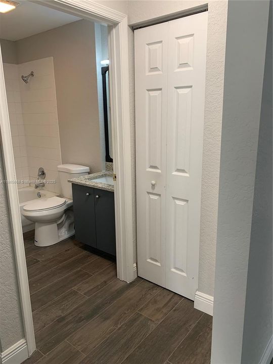 Недавно арендовано: $2,700 (2 спален, 2 ванн, 1071 Квадратных фут)