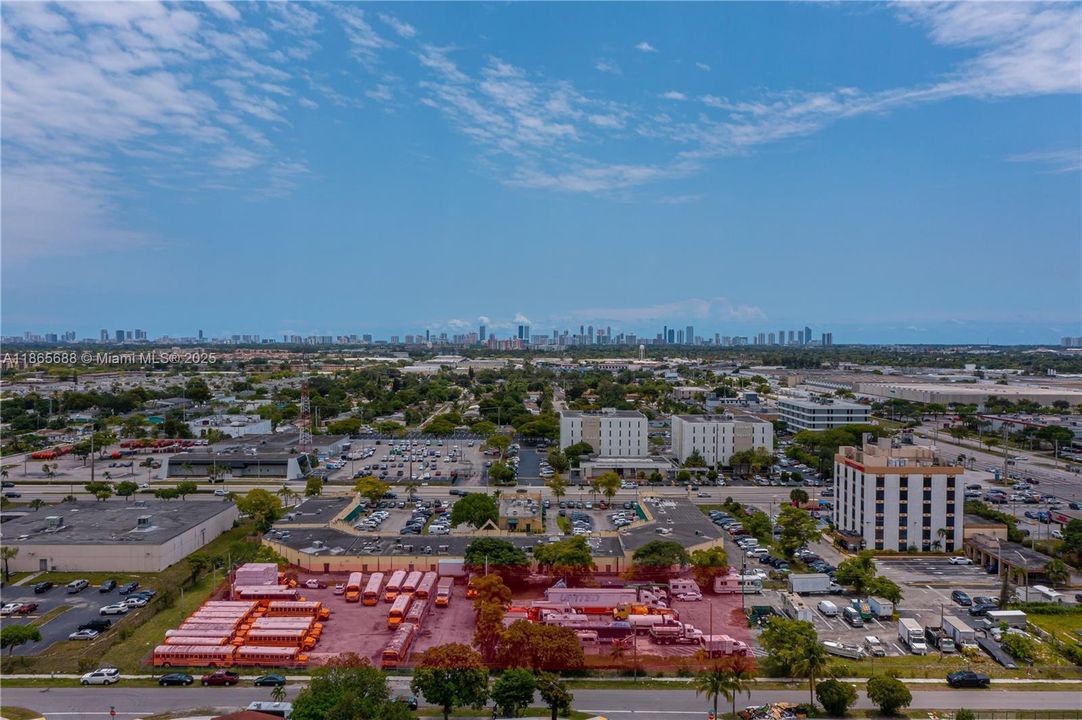 В аренду: $14,000 (0 спален, 0 ванн, 0 Квадратных фут)