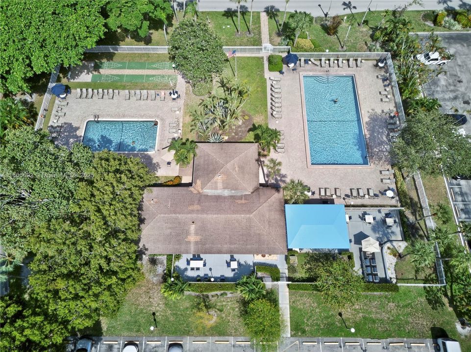 最近售出: $159,000 (1 贝兹, 1 浴室, 852 平方英尺)