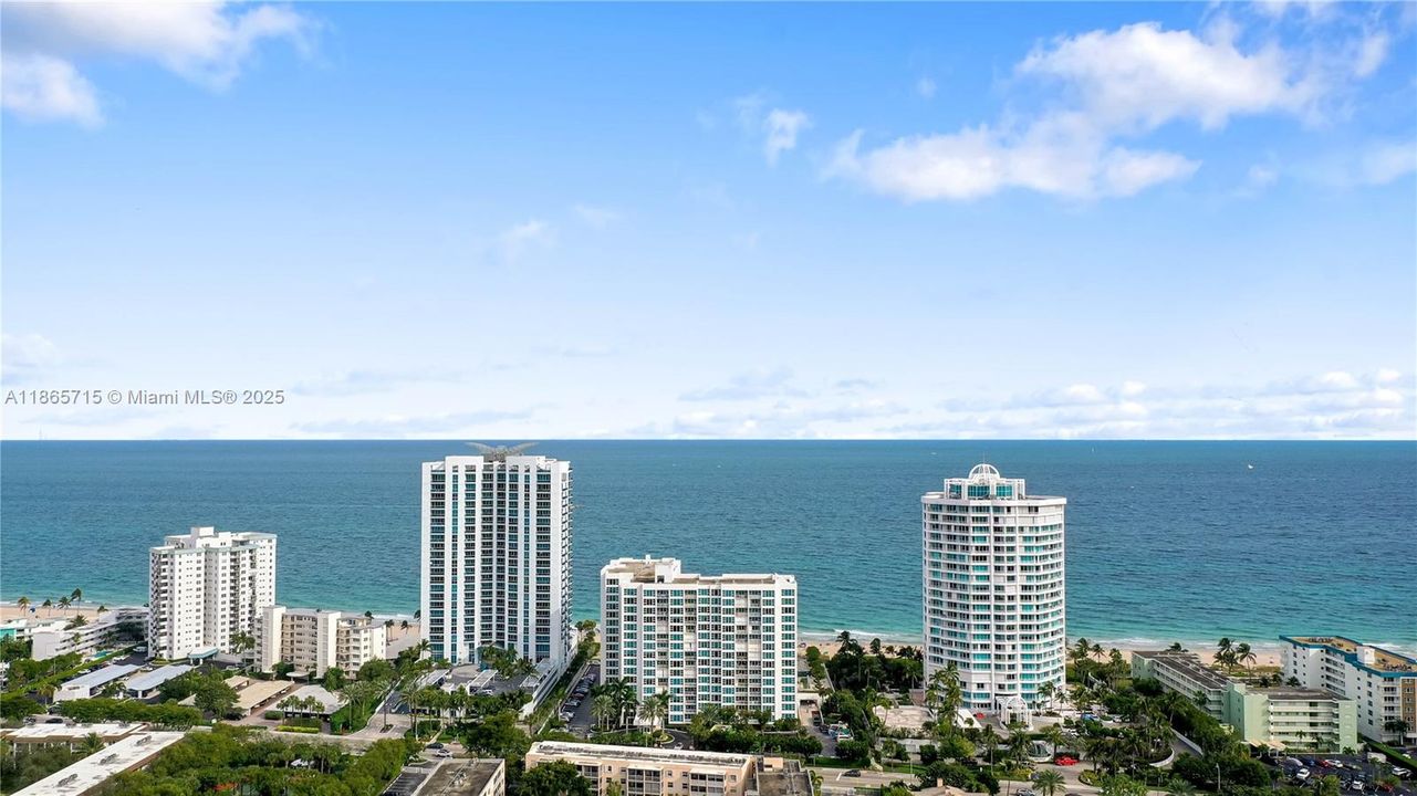 Activo con contrato: $1,099,000 (3 camas, 2 baños, 1602 Pies cuadrados)