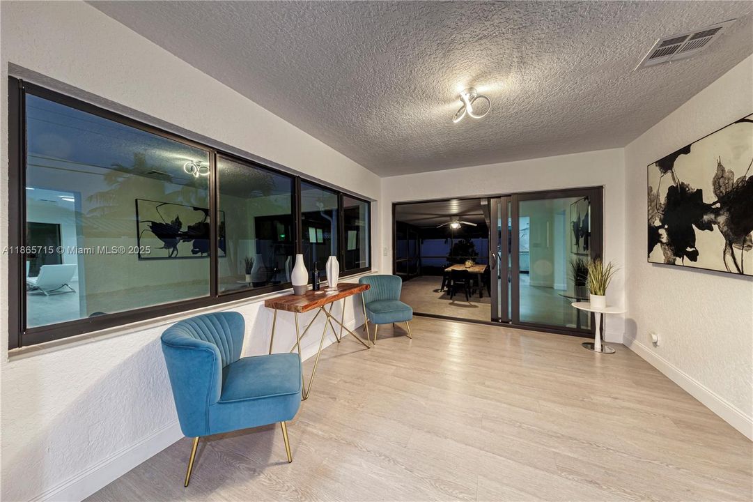 Activo con contrato: $1,099,000 (3 camas, 2 baños, 1602 Pies cuadrados)