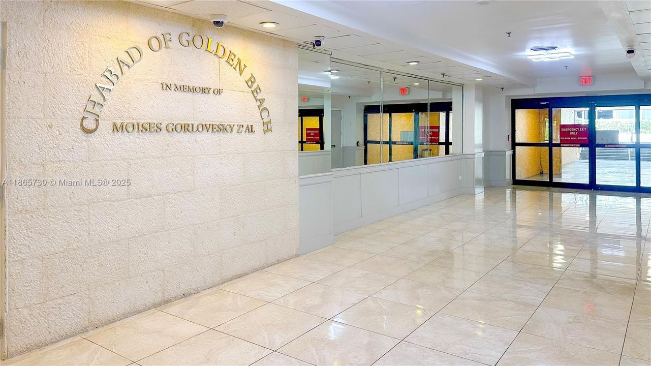 待售: $299,900 (0 贝兹, 1 浴室, 430 平方英尺)