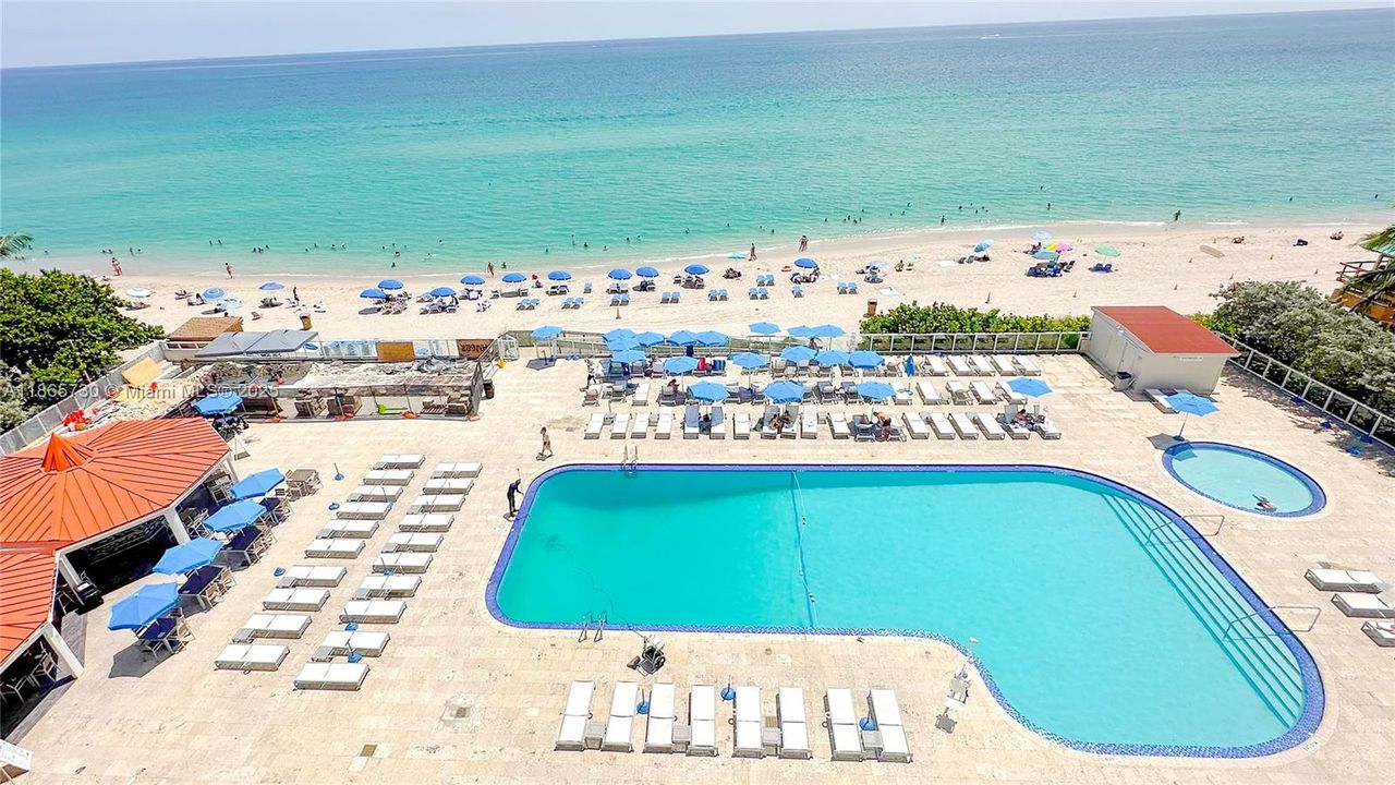 待售: $299,900 (0 贝兹, 1 浴室, 430 平方英尺)