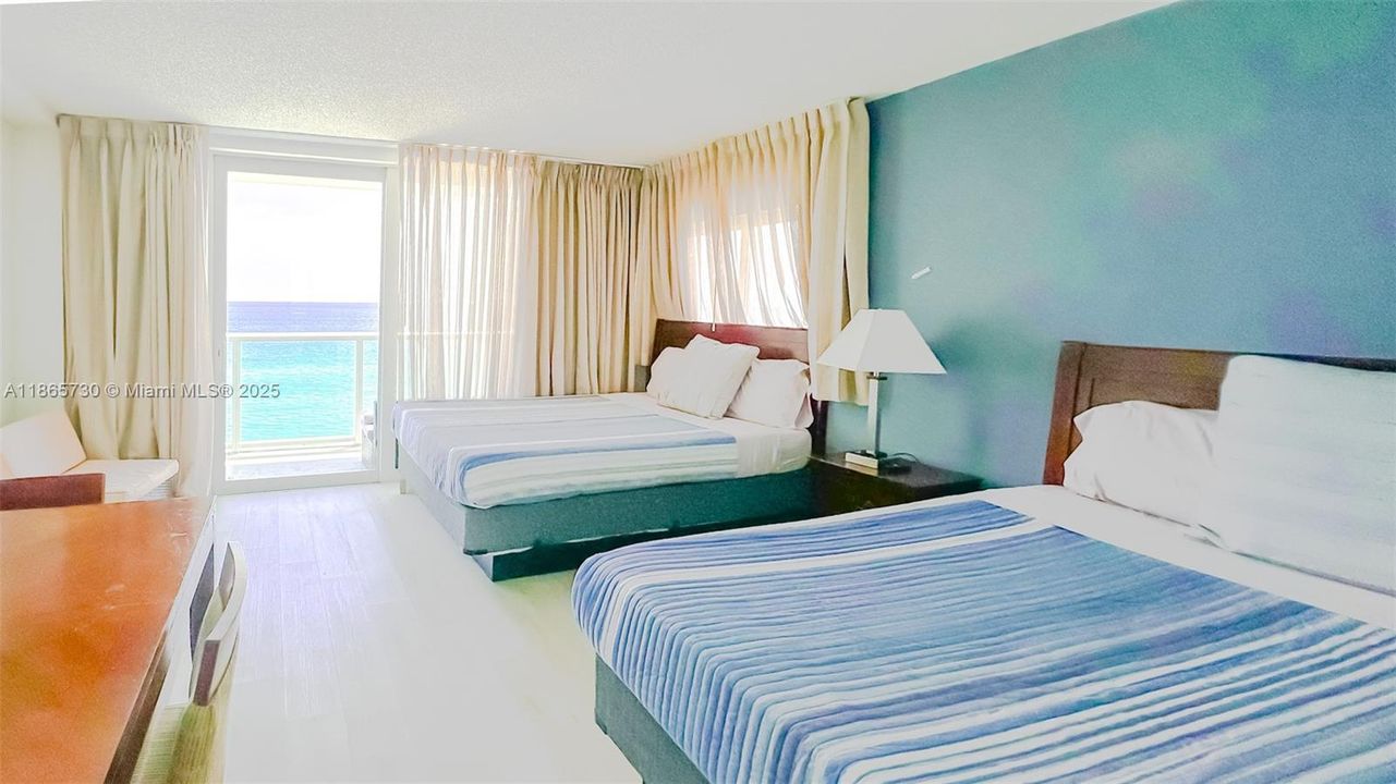 待售: $299,900 (0 贝兹, 1 浴室, 430 平方英尺)