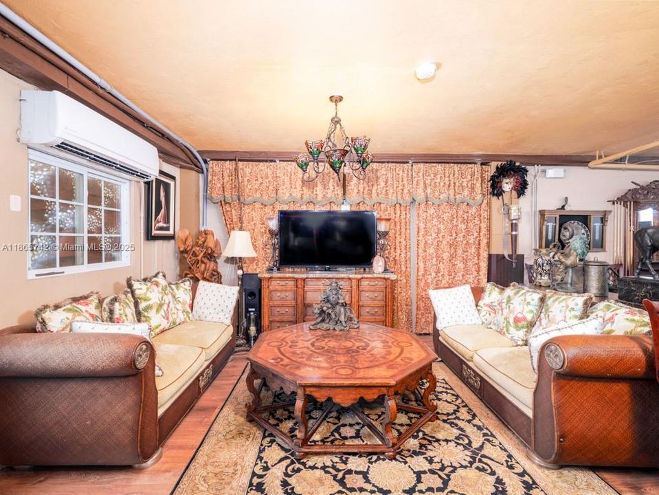 En Venta: $2,995,000 (4 camas, 3 baños, 3224 Pies cuadrados)