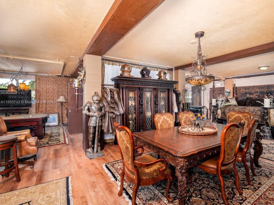 En Venta: $2,995,000 (4 camas, 3 baños, 3224 Pies cuadrados)