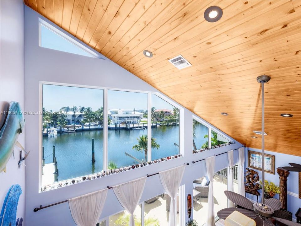 En Venta: $2,995,000 (4 camas, 3 baños, 3224 Pies cuadrados)