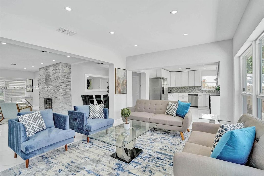 Recently Sold: $1,800,000 (4 beds, 4 baths, 2756 Square Feet)